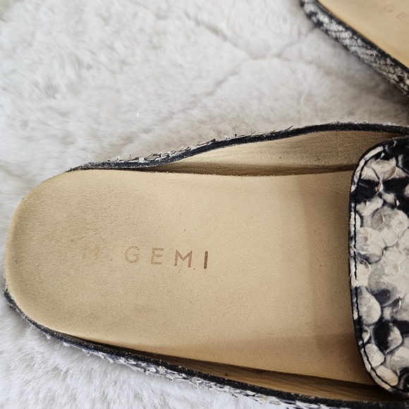 M. Gemi Felize Driving Mules Snake Print Loafers! Size 38 (US 7.5). - Picture 8 of 9